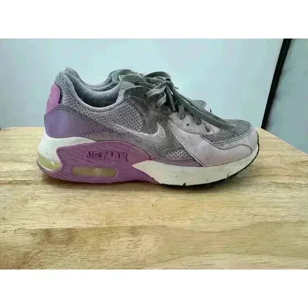 Nike Classic Air Max Women's 6.5 Athletic Running Shoes Low Violet Star Sneakers